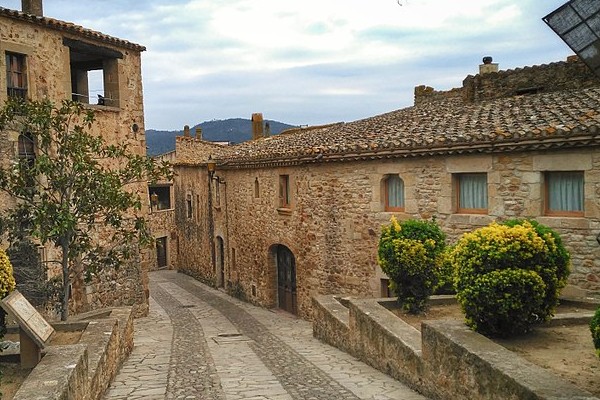 Pueblos más bonitos de Girona-Pals