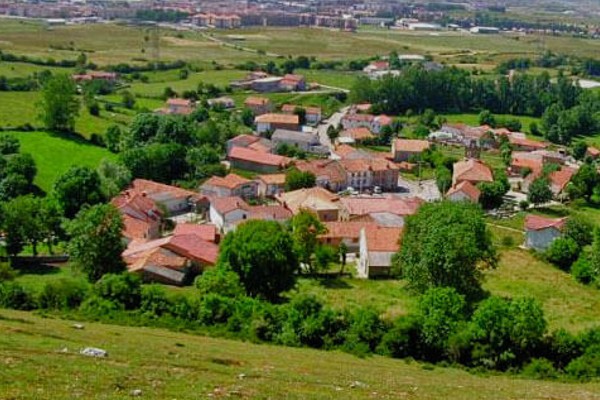 qué ver en Campo de Enmedio-Aradillos- Merindad de Campoo-Poblado Cántabro-