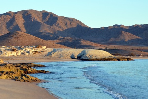 Playas más bonitas de Almería- Genoveses