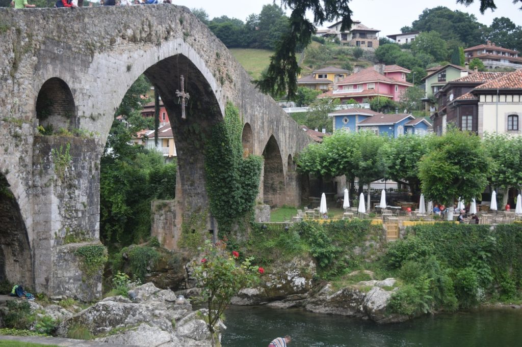 Cangas de Onis, el destino perfecto para tus próximas vacaciones en familia