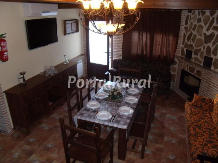 Foto 5 de Apartamento 2 (Primera Planta Y Buhardilla)