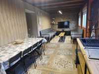 Salón comedor con cocina americana