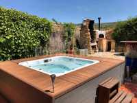 Jacuzzi exterior complejo