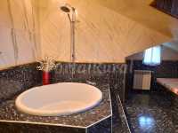7 baños