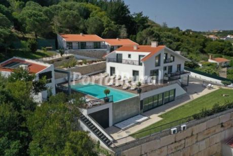 Hillside House Suites & Spa