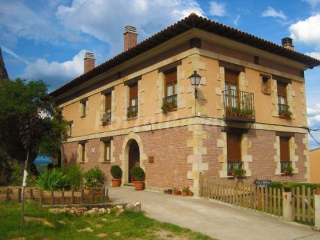 Casa Chanin I Y Ii