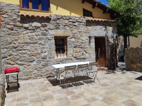 La Casita Morada