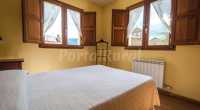Habitación casa rural La Bolera (León)