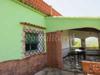 Terraza y porche