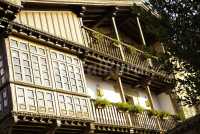 Balconada del alojamiento en Santillana del Mar